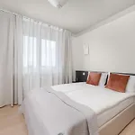 Nad Brzegiem Rzeki 2 Sypialnie Parking By Renters Prestige * Vratislav