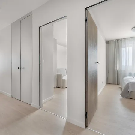 Lejlighed Nad Brzegiem Rzeki 2 Sypialnie Parking By Renters Prestige *