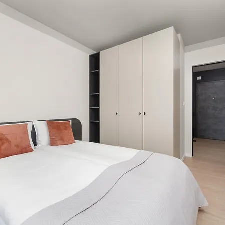 Nad Brzegiem Rzeki 2 Sypialnie Parking By Renters Prestige Lejlighed Wrocław