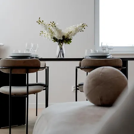 Apartment Nad Brzegiem Rzeki 2 Sypialnie Parking By Renters Prestige