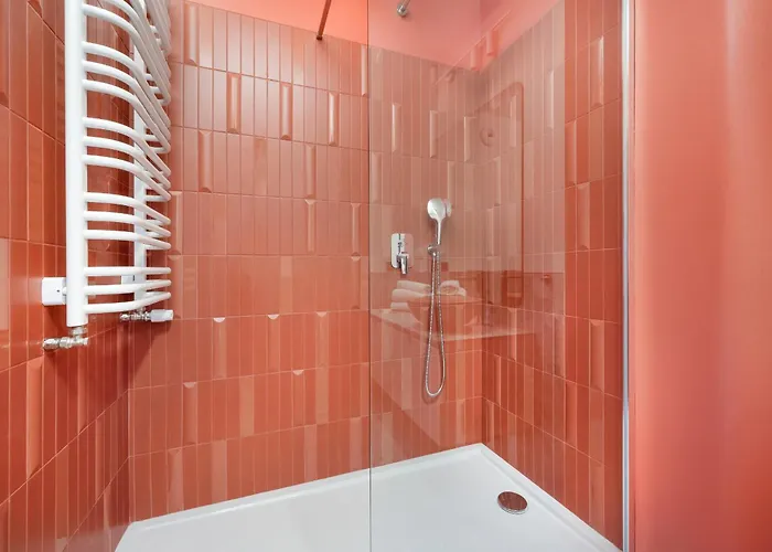 Nad Brzegiem Rzeki 2 Sypialnie Parking By Renters Prestige アパート