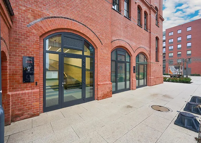 Nad Brzegiem Rzeki 2 Sypialnie Parking By Renters Prestige アパート